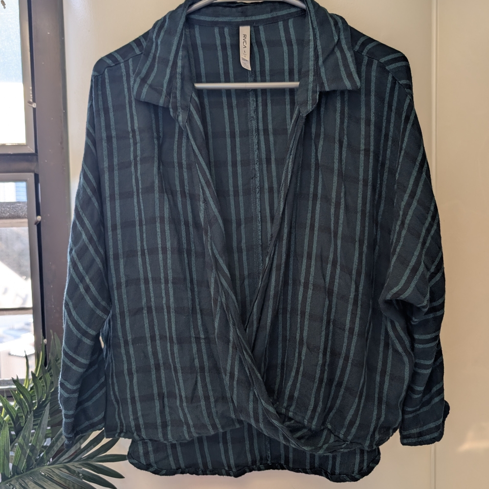 RVCA Teal and Black Striped Top Sz L